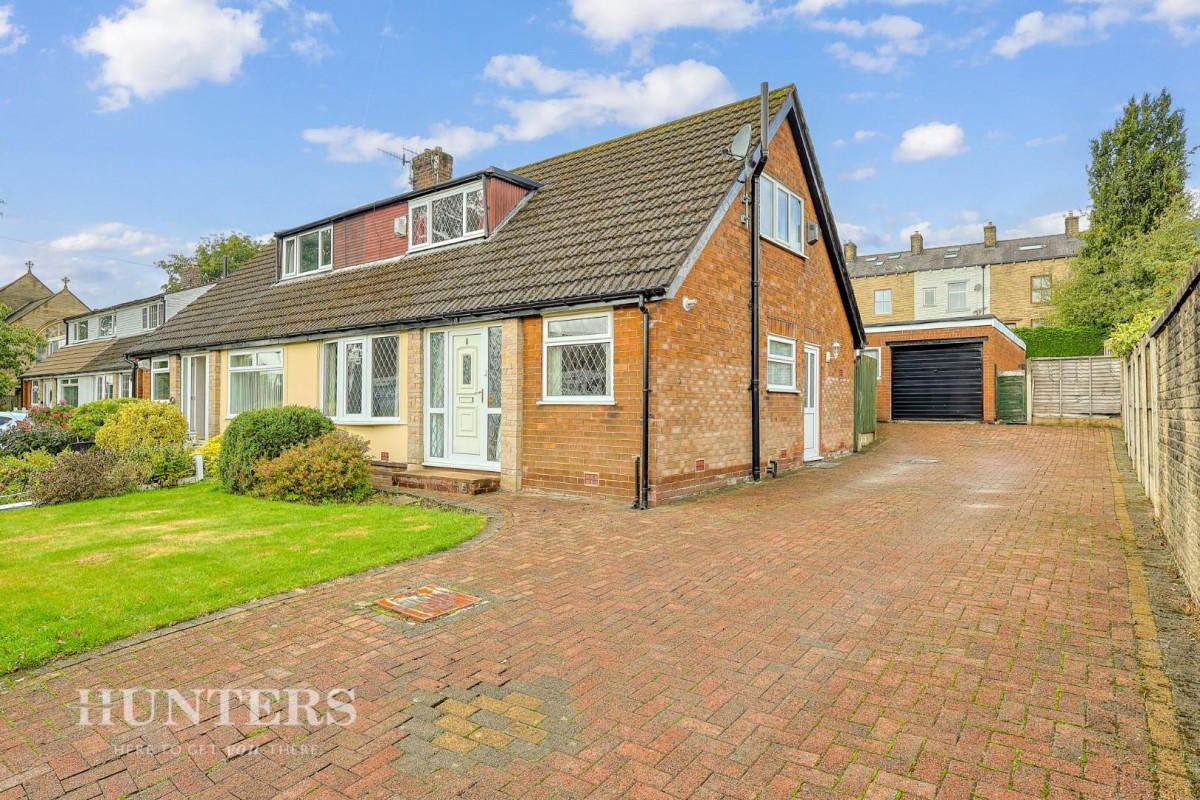 St. Barnabas Drive, Littleborough, OL15 8EJ