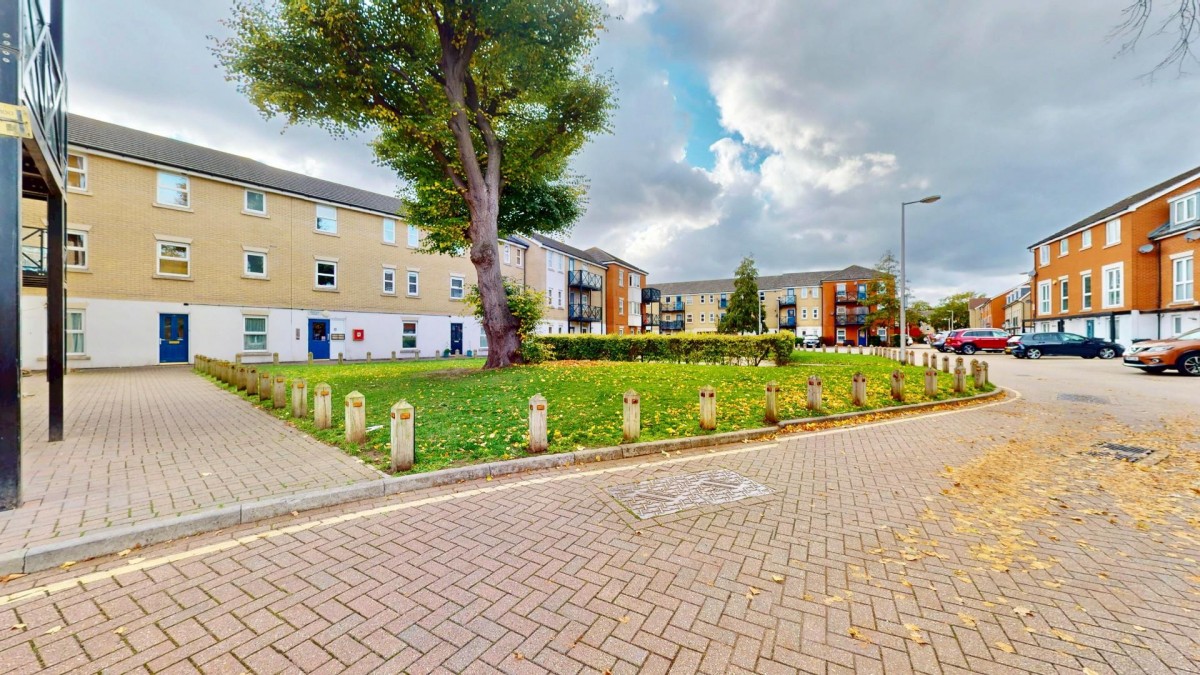 Norwich Crescent, Chadwell Heath, RM6