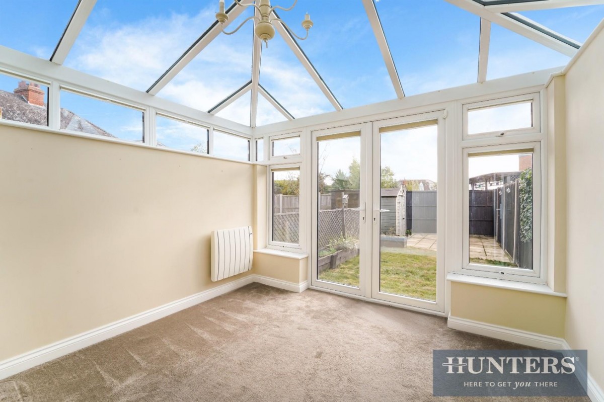 Edward Close, Worcester Park, KT4