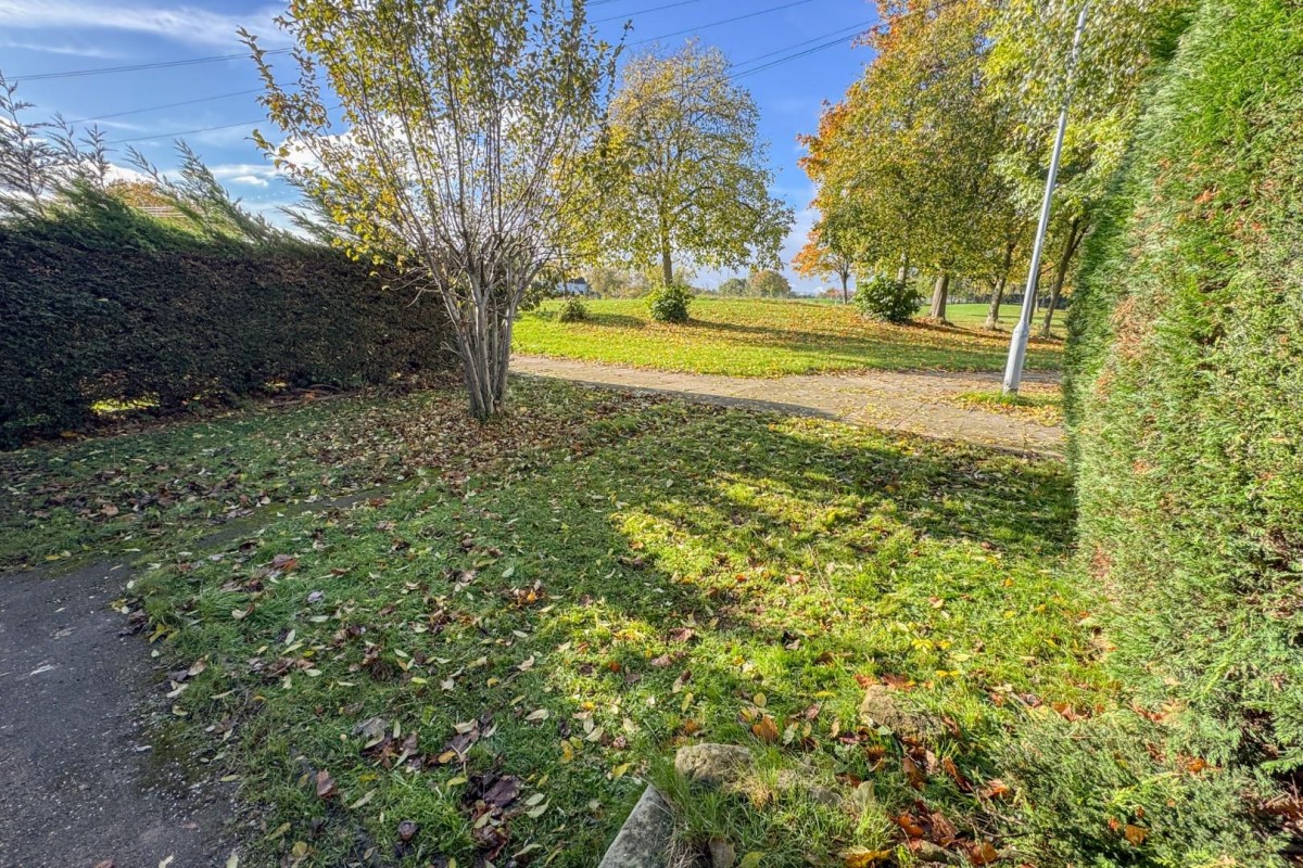 Heathfield Walk, Adel, Leeds