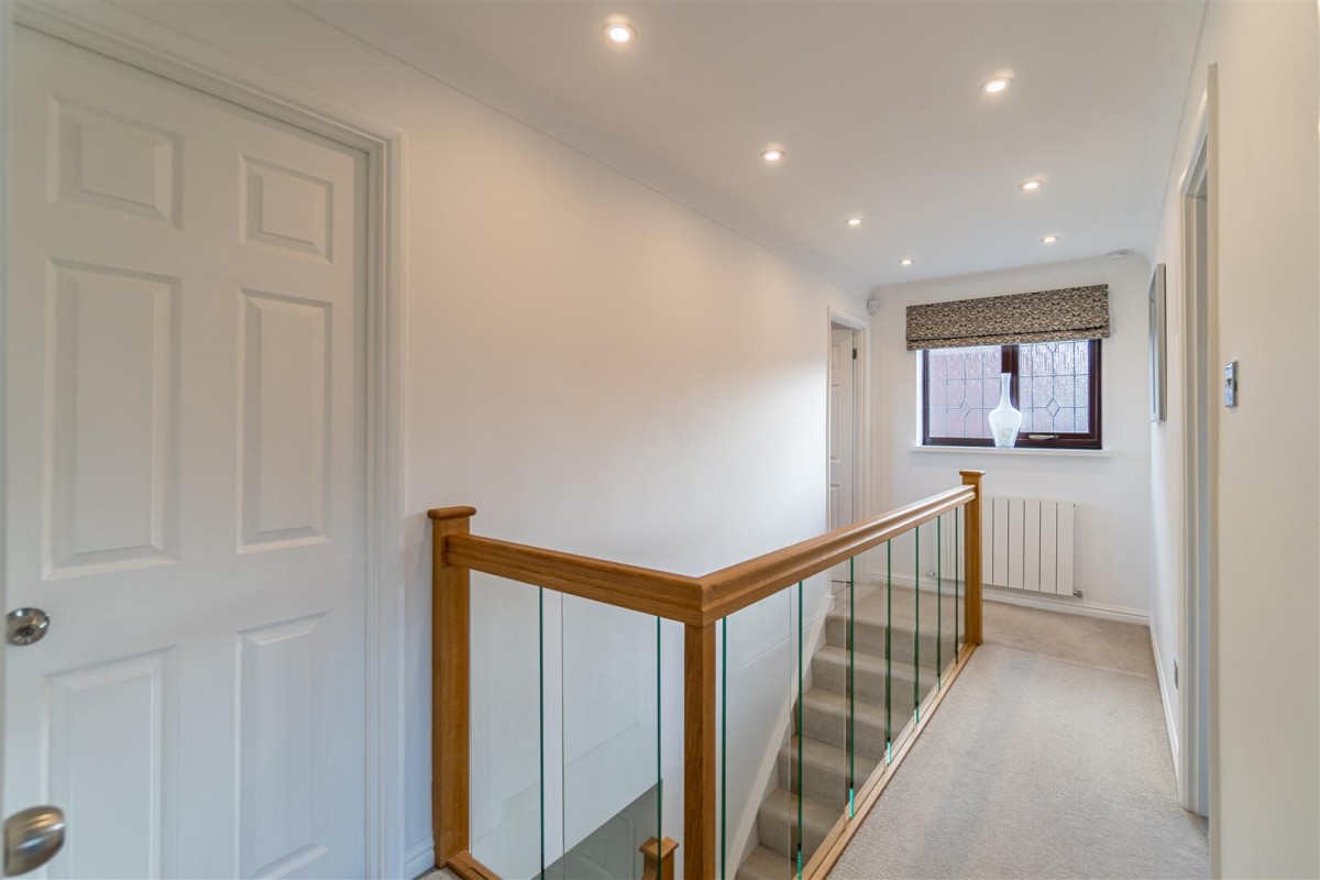 Burghley Walk, Brierley Hill, DY5 3RN