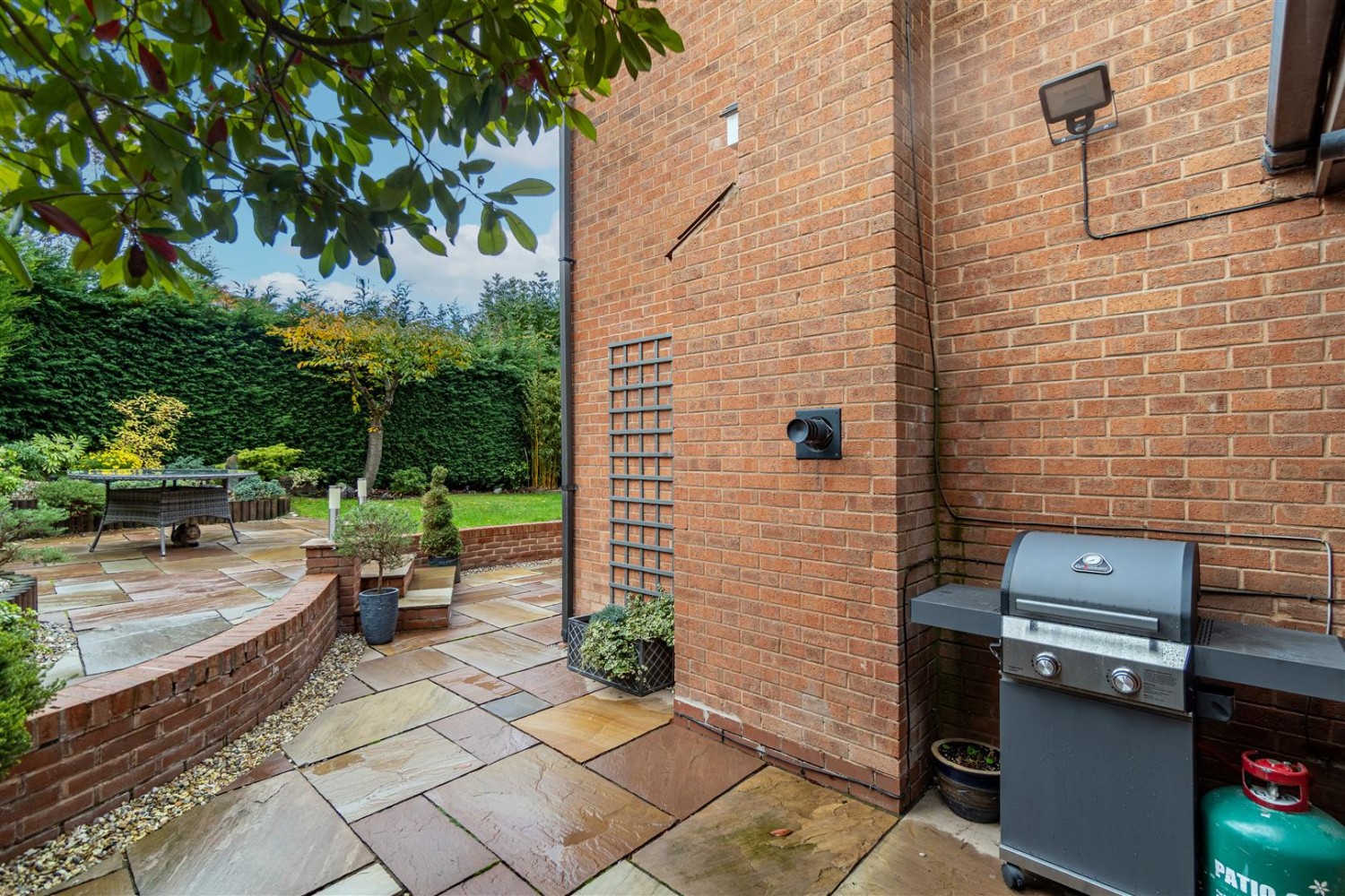 Burghley Walk, Brierley Hill, DY5 3RN