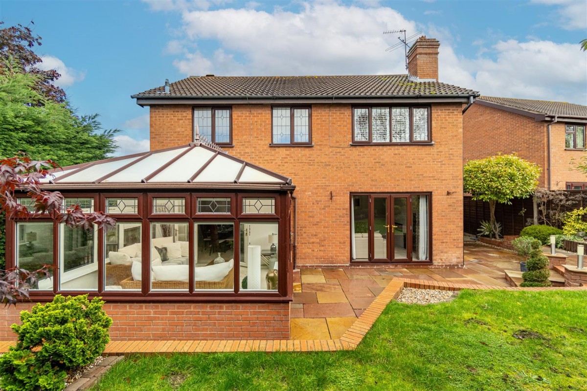 Burghley Walk, Brierley Hill, DY5 3RN