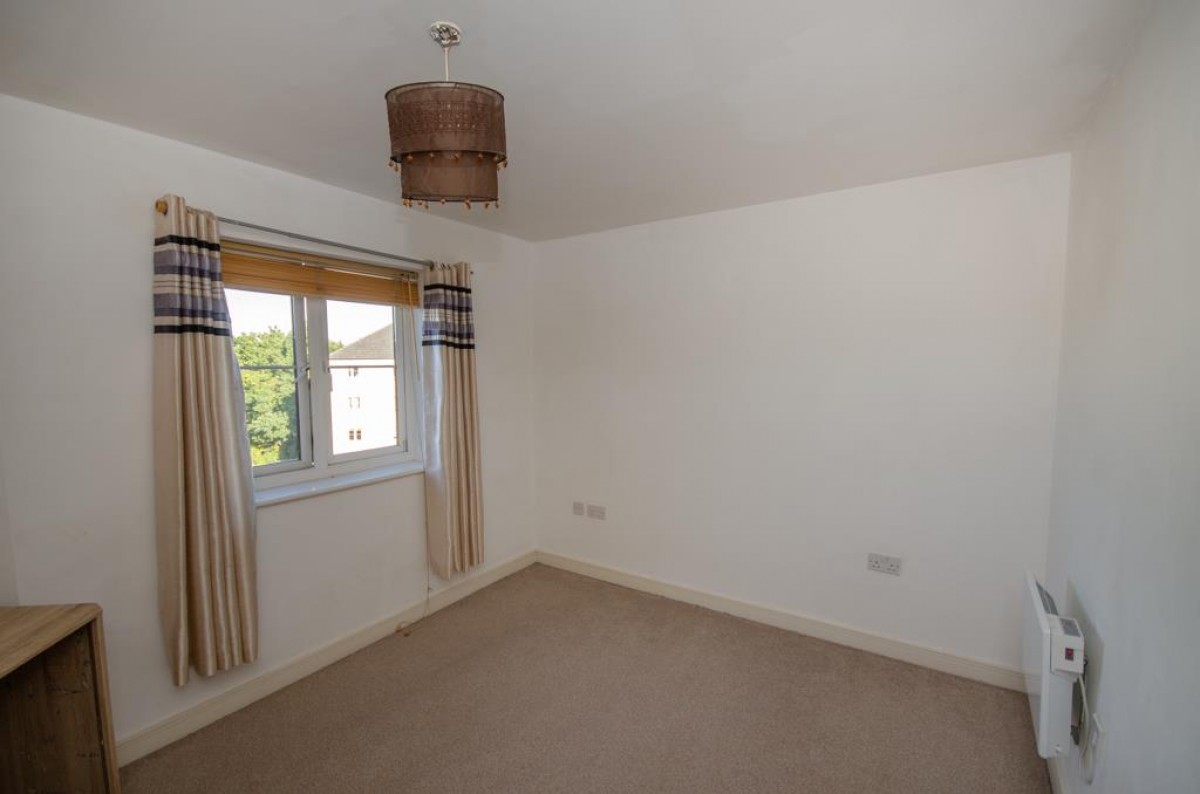 26 Arnold Way, Mangotsfield, Bristol, BS16 9LB