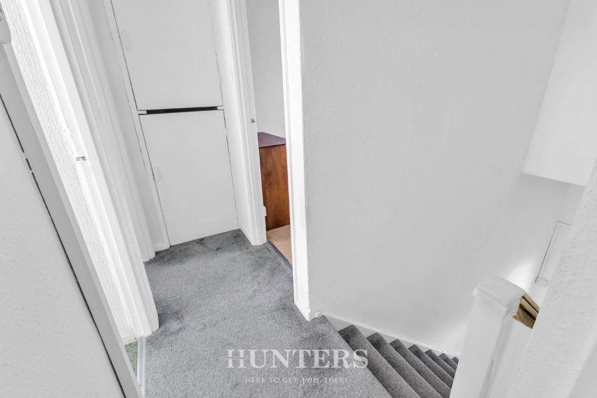 Searness Road, Middleton M24