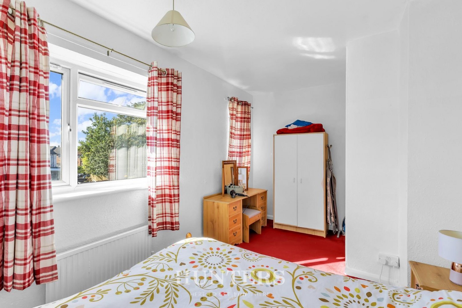 Searness Road, Middleton M24