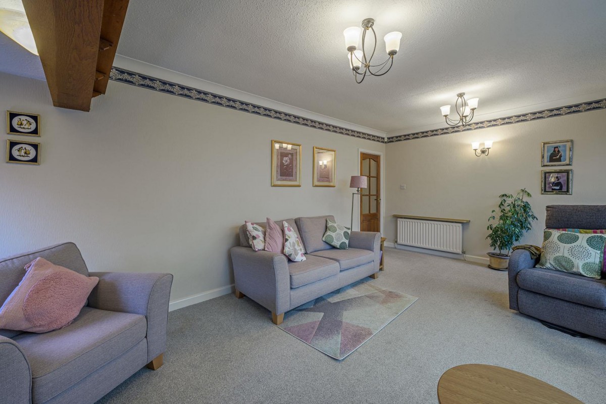 Eton Drive, Oldswinford, DY9 2LG