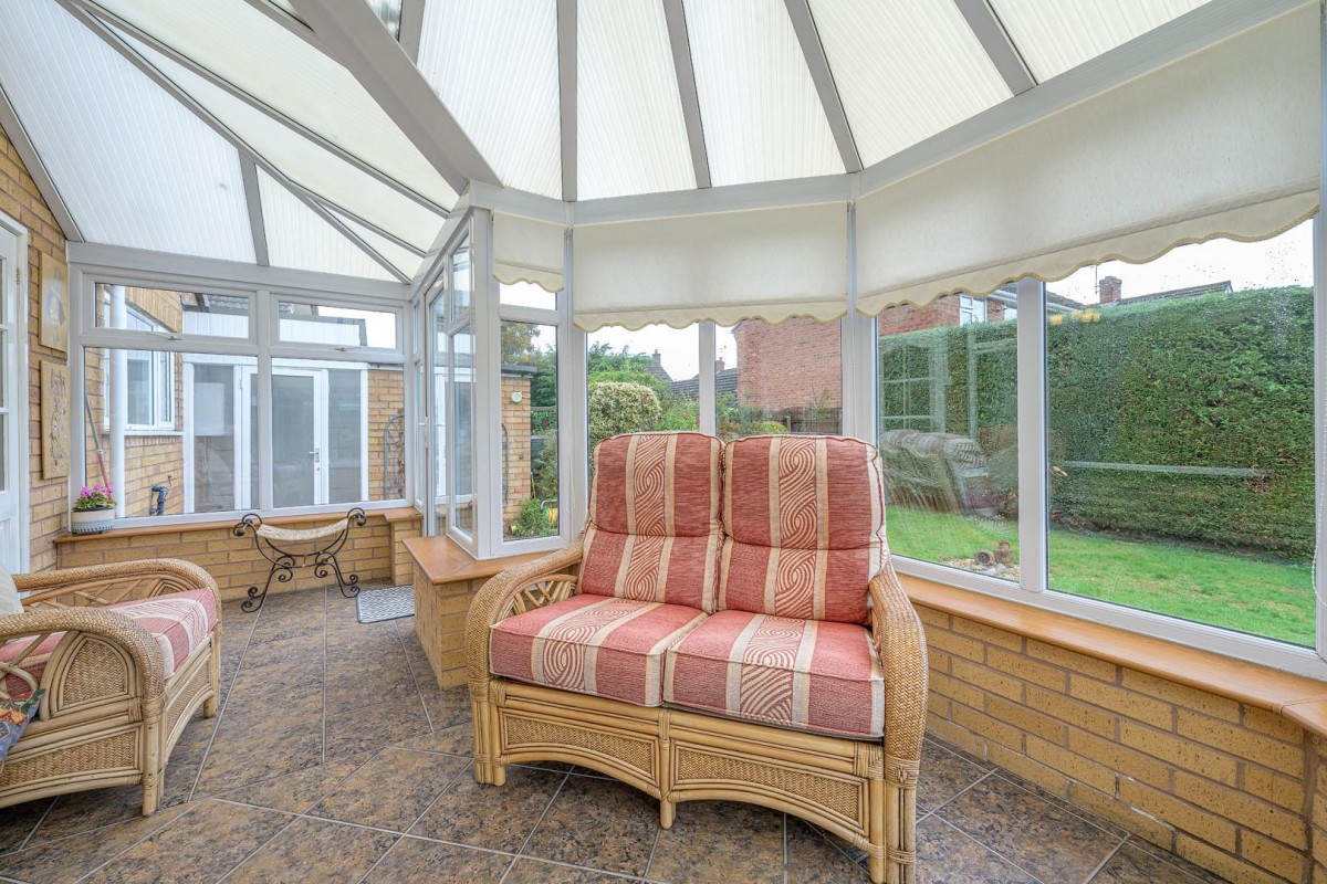 Eton Drive, Oldswinford, DY9 2LG