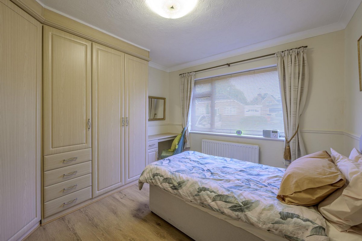 Eton Drive, Oldswinford, DY9 2LG