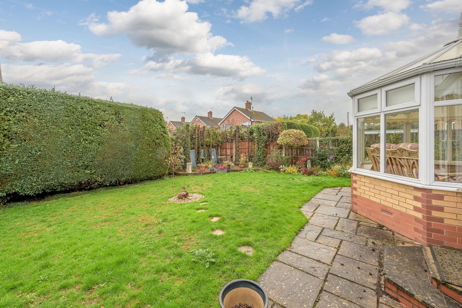Eton Drive, Oldswinford, DY9 2LG