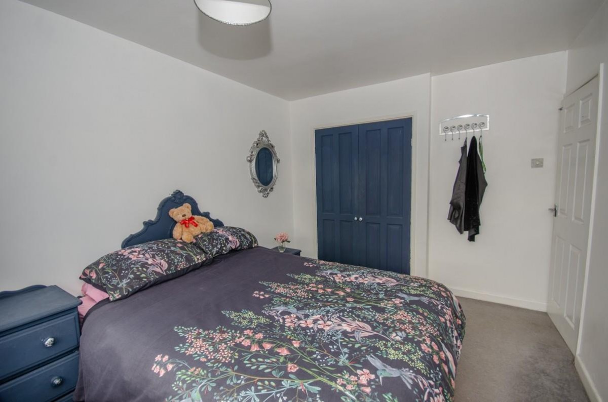 Salisbury Road, Downend, Bristol, BS16 5RG