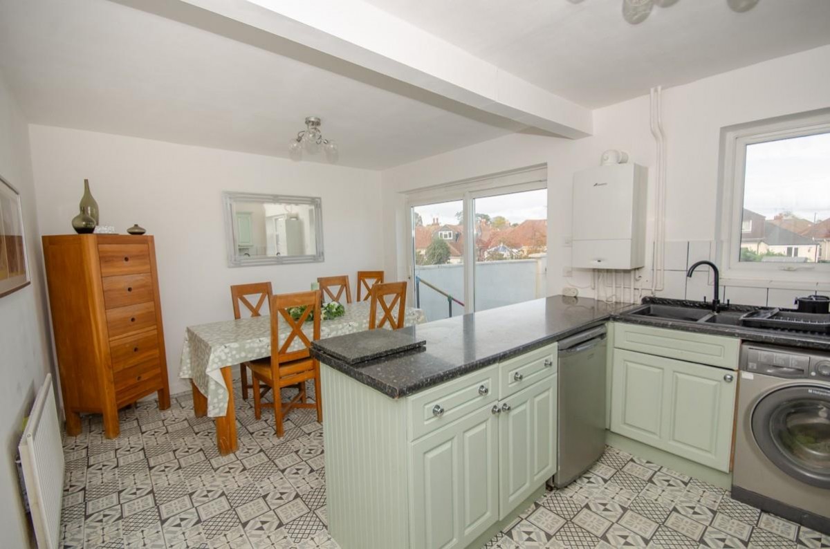 Salisbury Road, Downend, Bristol, BS16 5RG