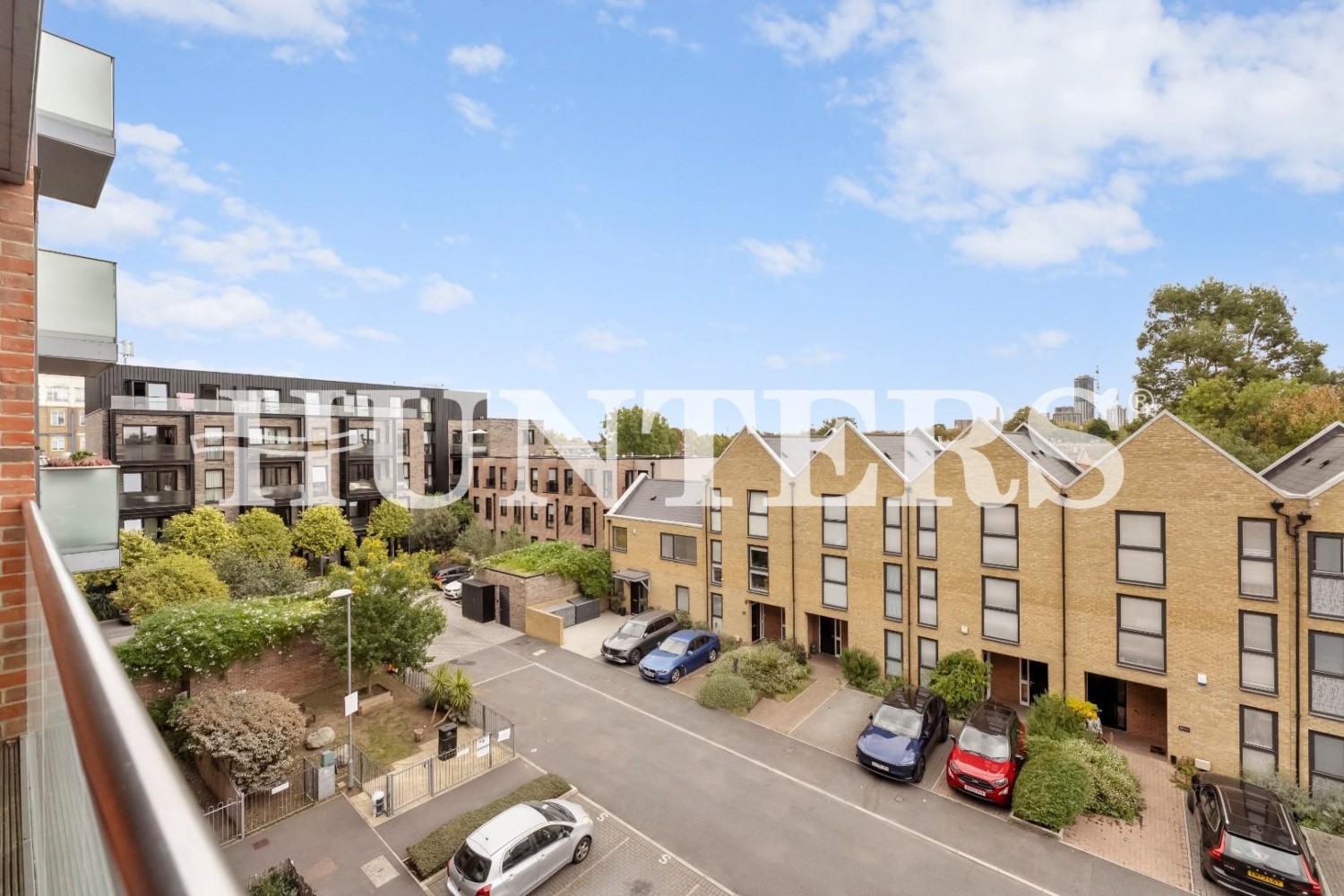 Bathurst Square, London, N15
