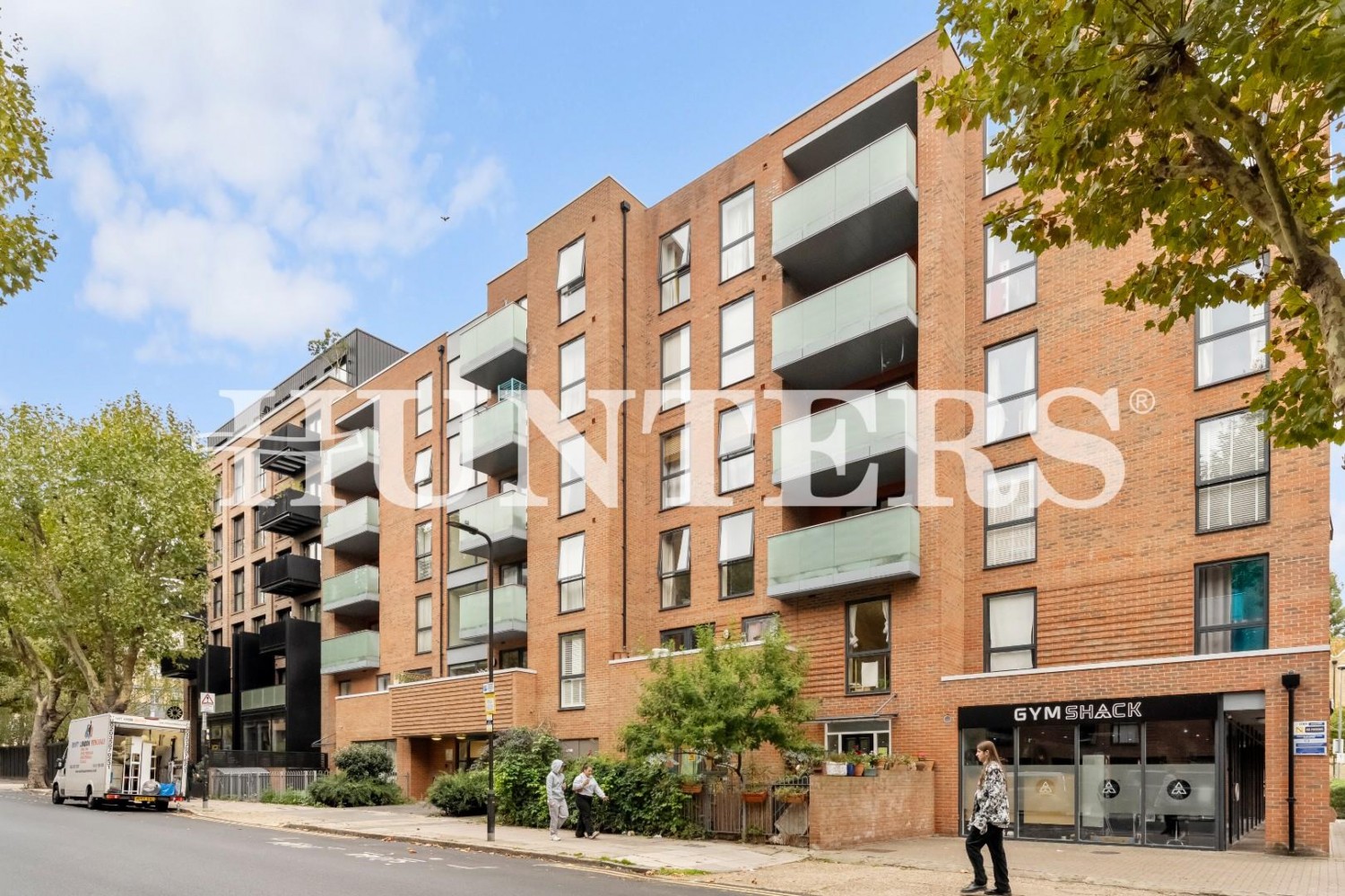 Bathurst Square, London, N15