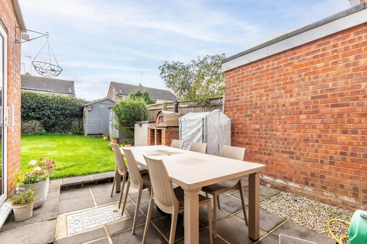 Dormer Avenue, Wing, Leighton Buzzard