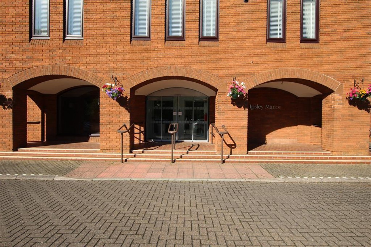 Berrington Close, Ipsley, Redditch, B98 0TJ