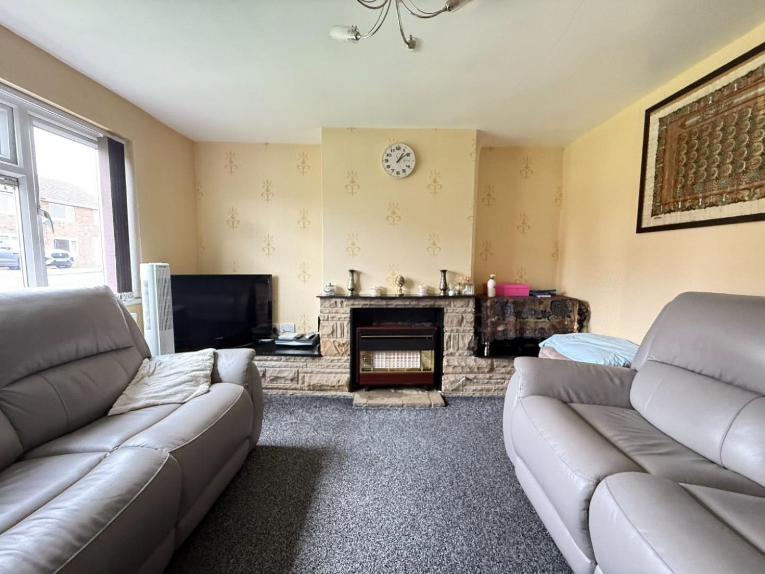 Mount Avenue, Heckmondwike