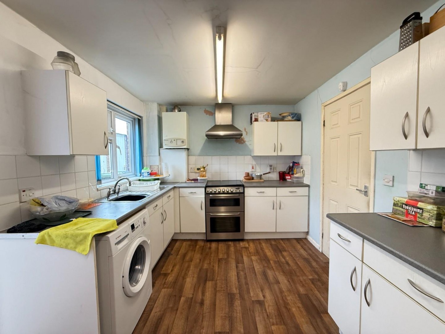 Mount Avenue, Heckmondwike