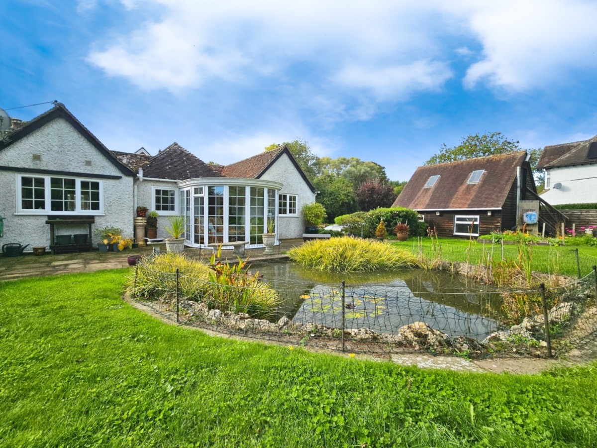 St. Marys Road, West Hythe