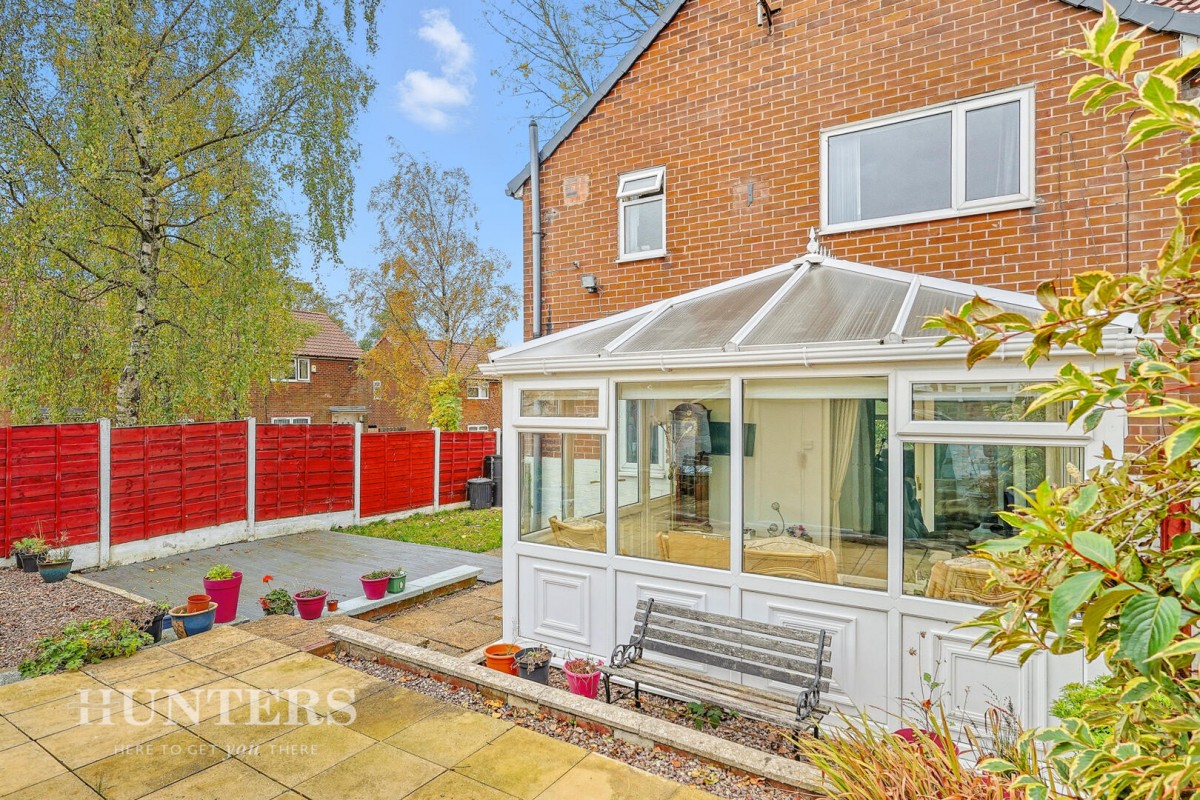 Marland Avenue, Oldham