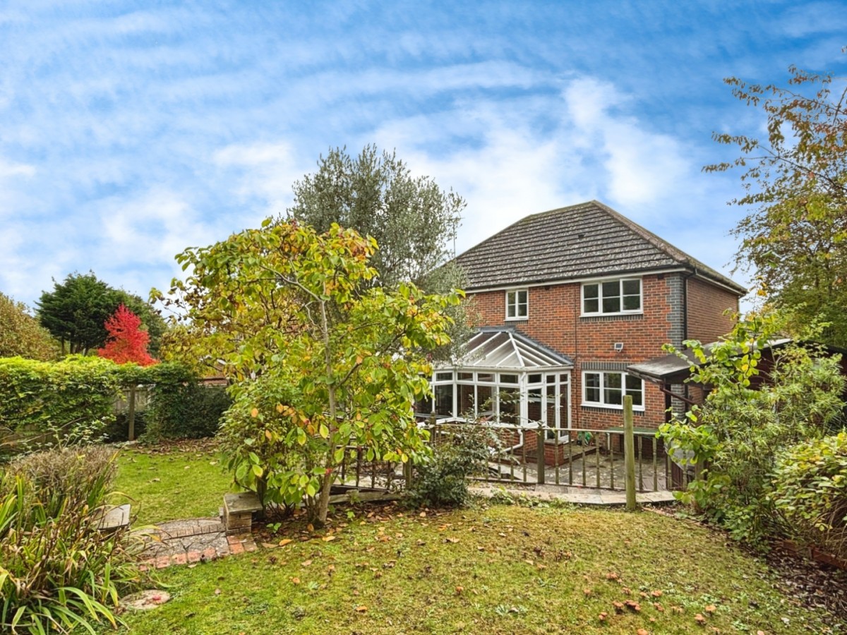 Blossom Lane, Ashford