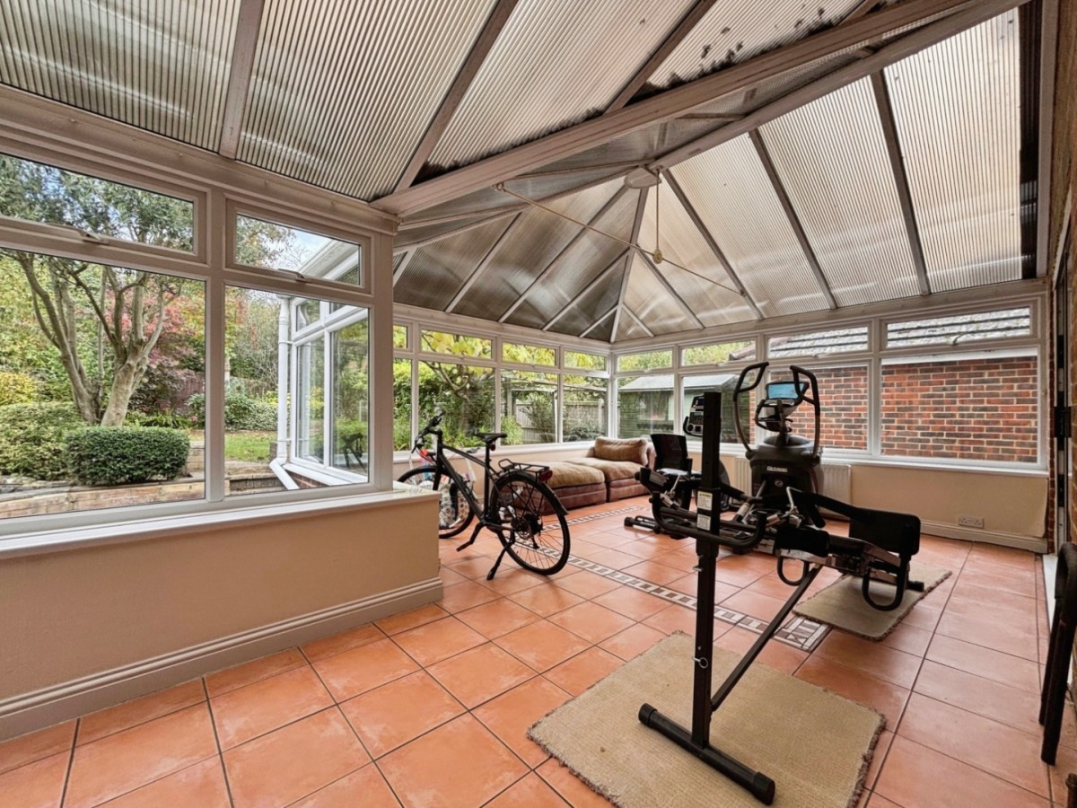 Blossom Lane, Ashford