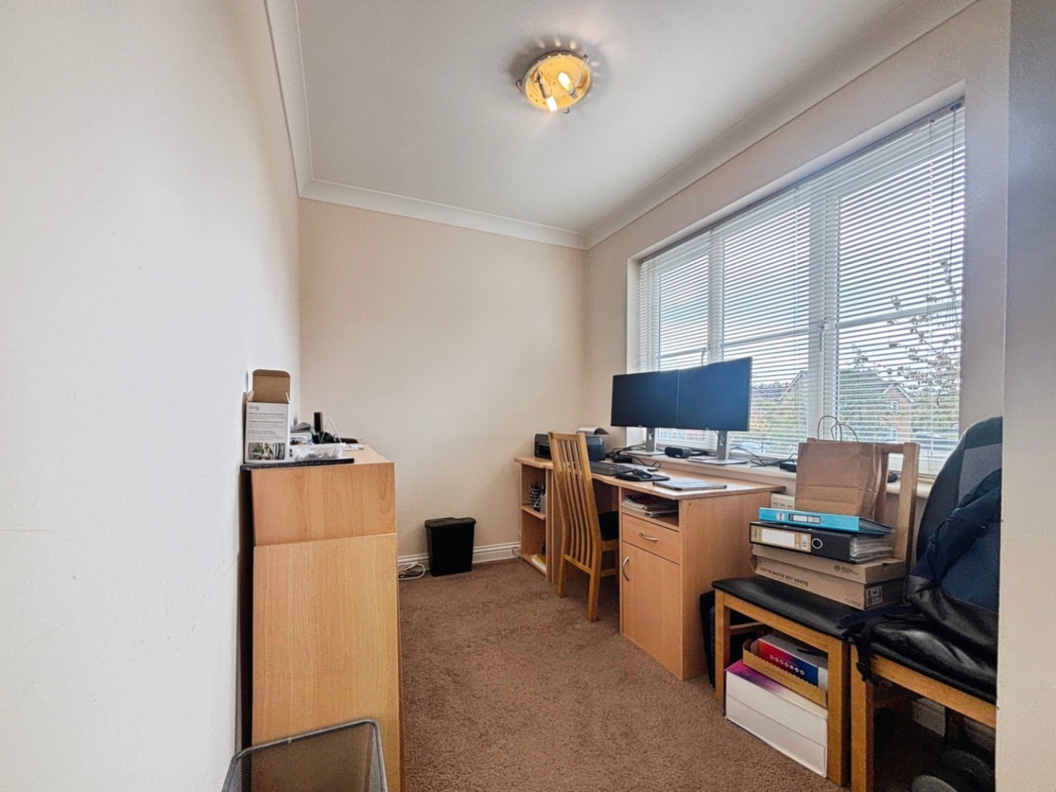 Blossom Lane, Ashford