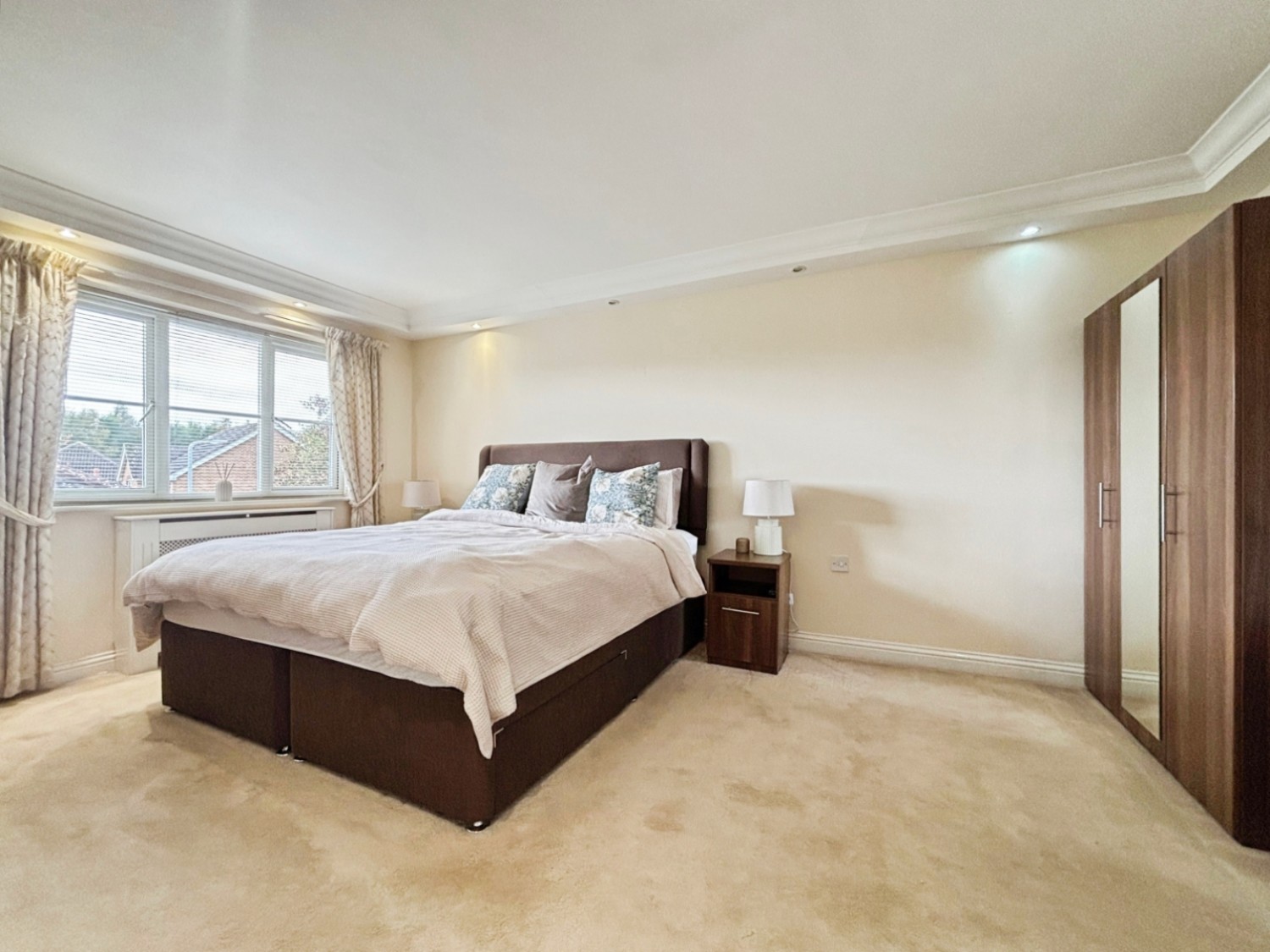 Blossom Lane, Ashford