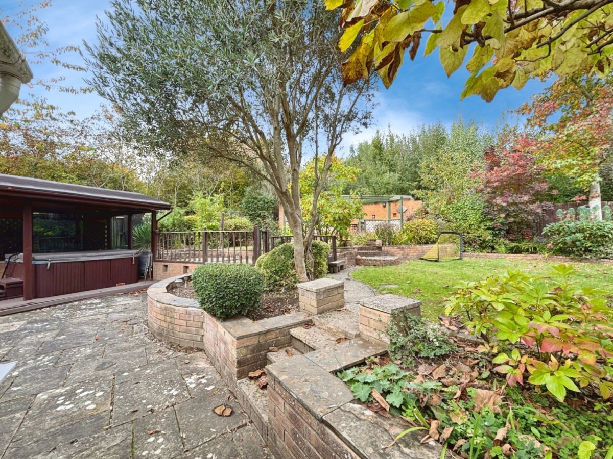 Blossom Lane, Ashford