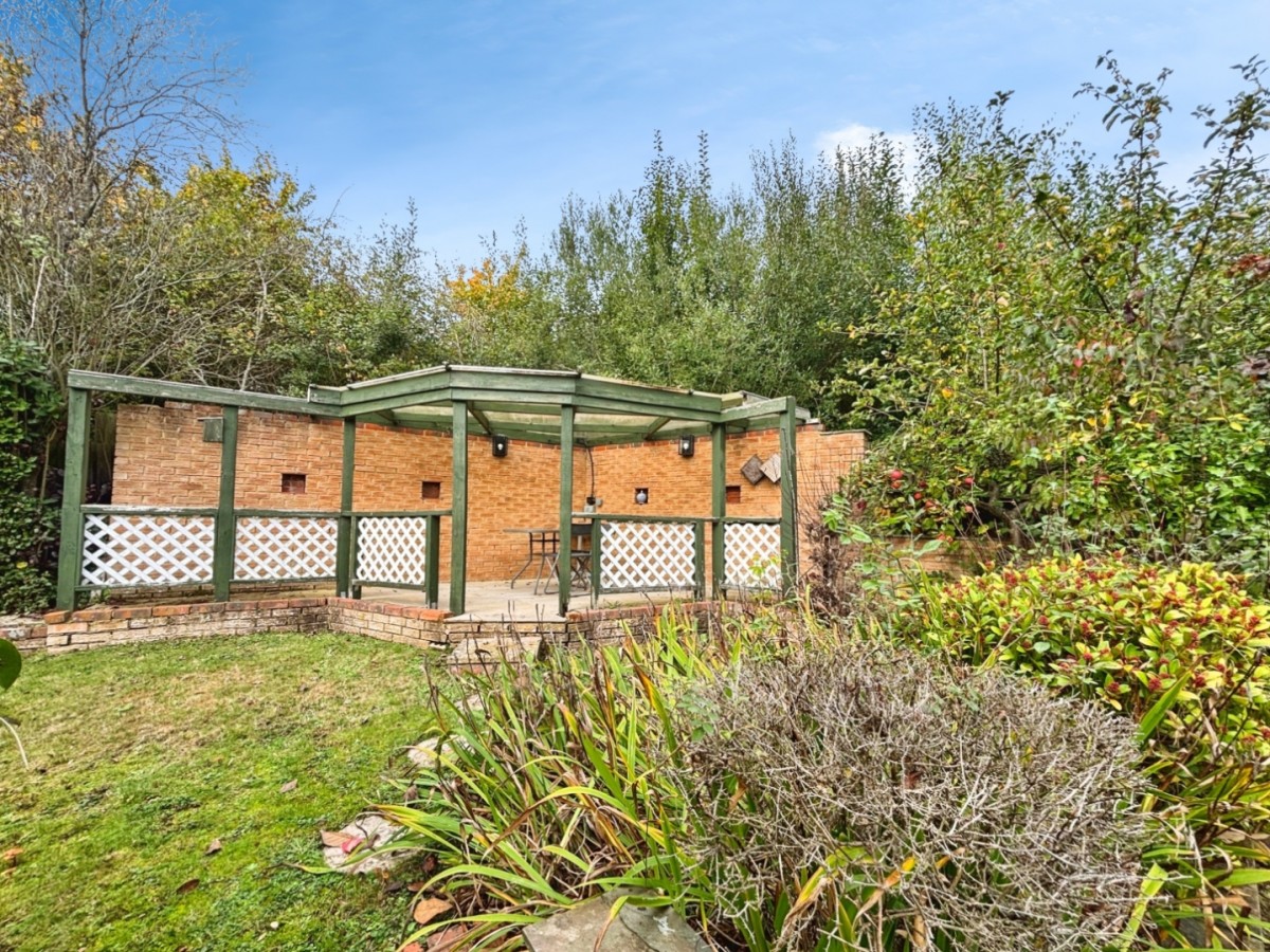 Blossom Lane, Ashford