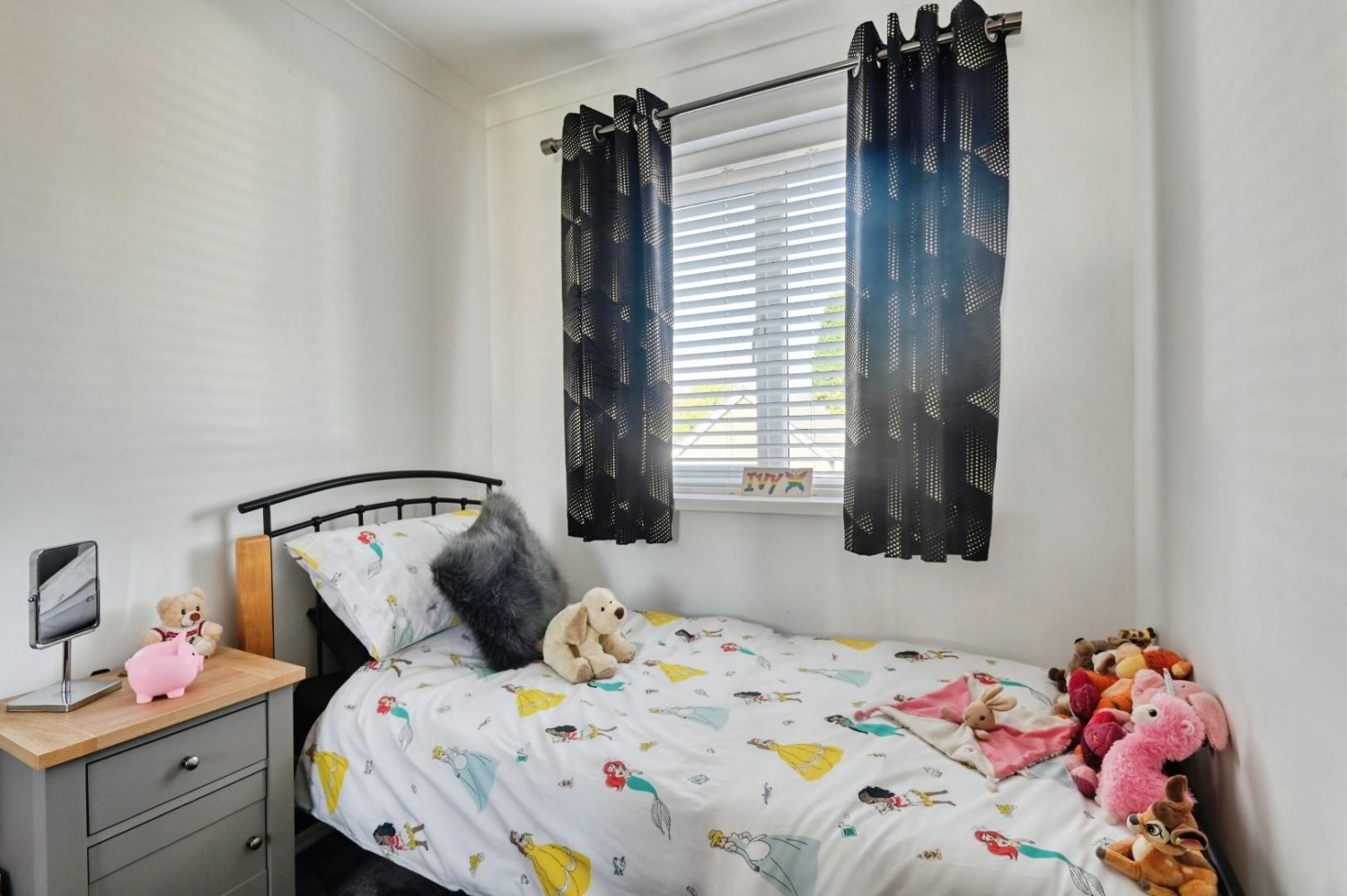 3 bedroom House for sale in Stephenson Close, Glascote, Tamworth