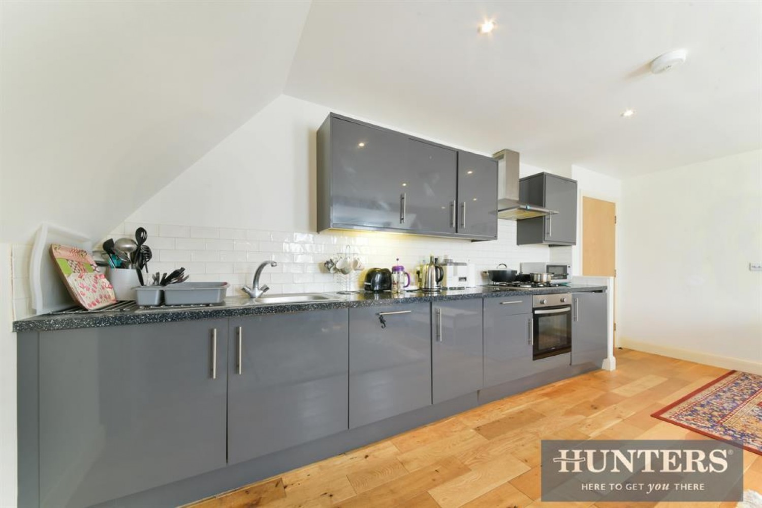 London Road, Morden, SM4 5PT