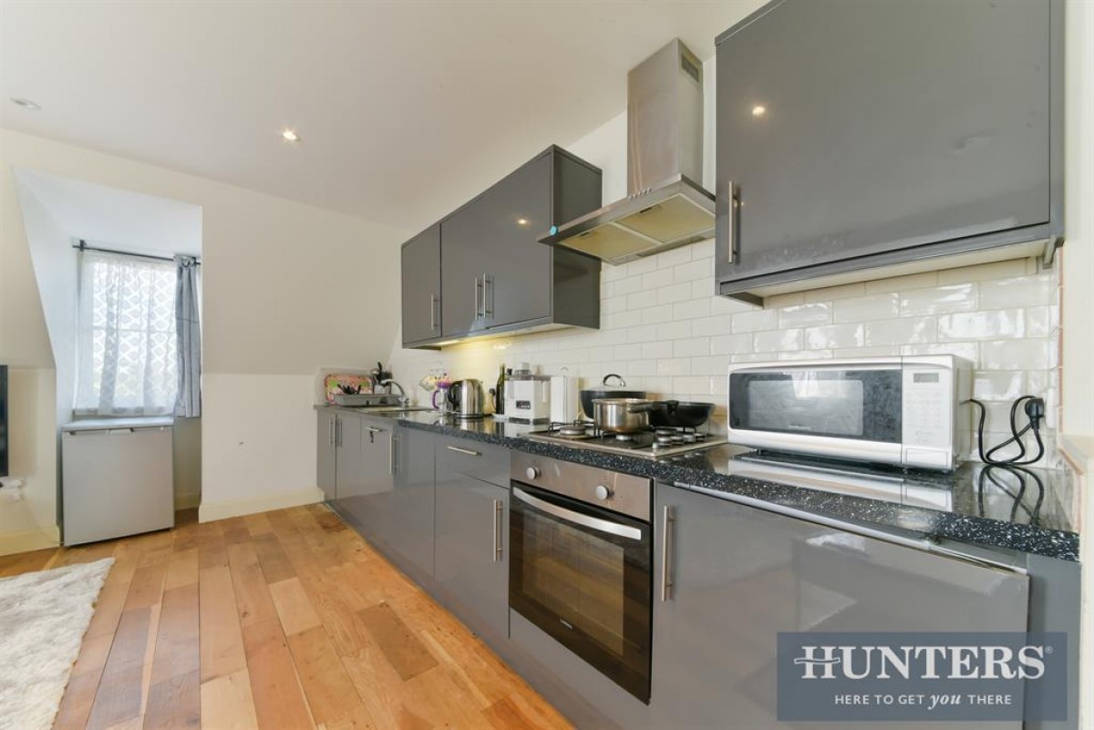 London Road, Morden, SM4 5PT