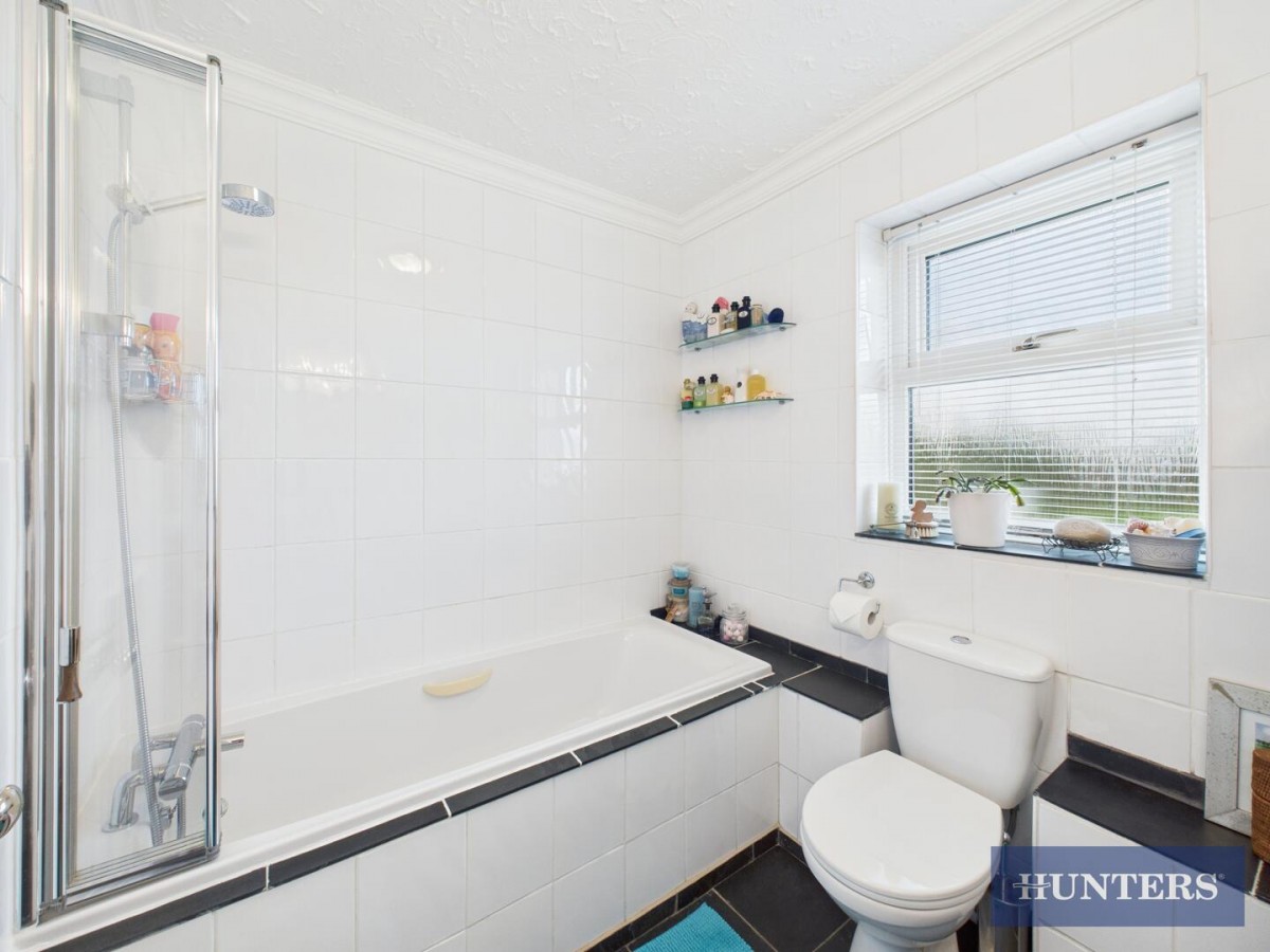 Thorn Tree Avenue, Filey, YO14 9NT