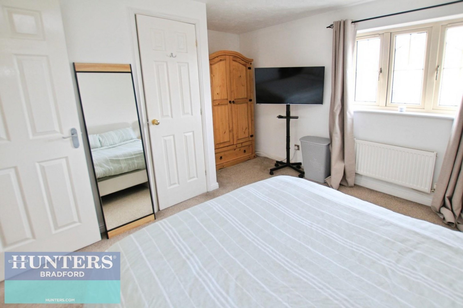 Royd Moor Road Bradford, West Yorkshire, BD4 0TR