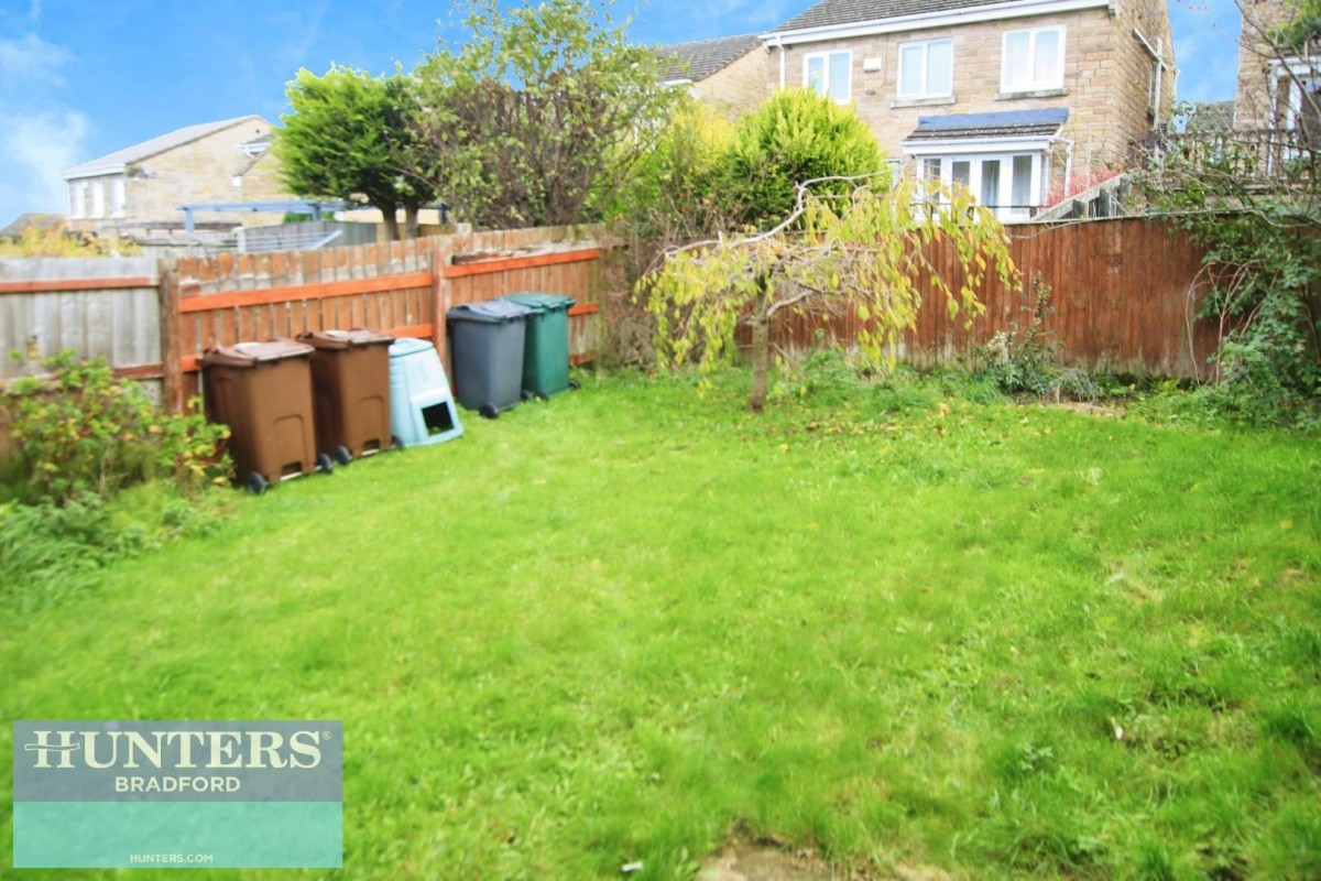 Royd Moor Road Bradford, West Yorkshire, BD4 0TR