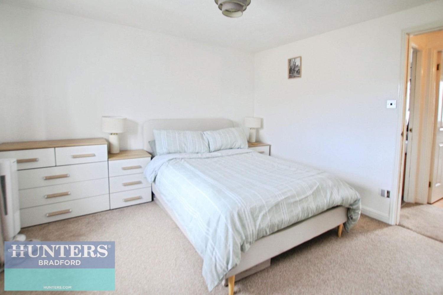 Royd Moor Road Bradford, West Yorkshire, BD4 0TR