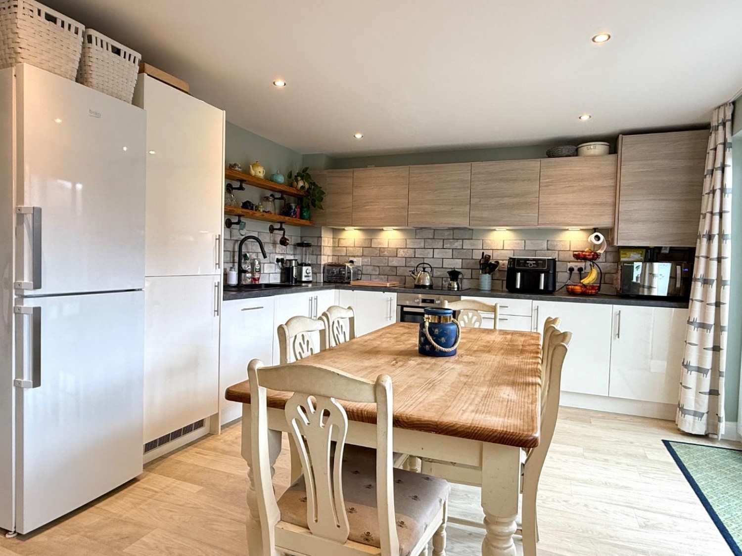 Rowbotham Way, Great Oldbury, GL10 3GW