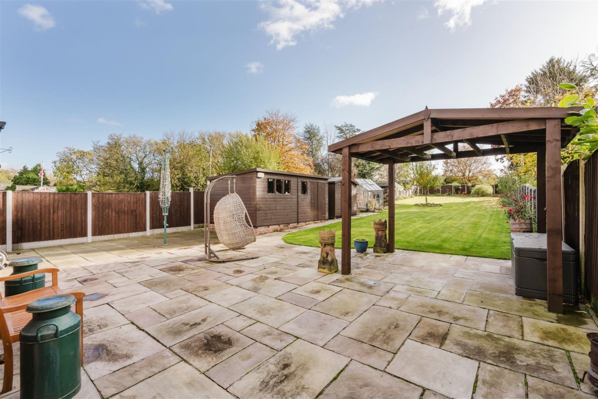 Sandersons Croft, Leigh