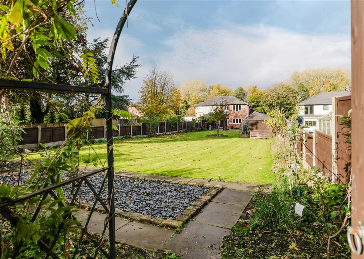 Sandersons Croft, Leigh