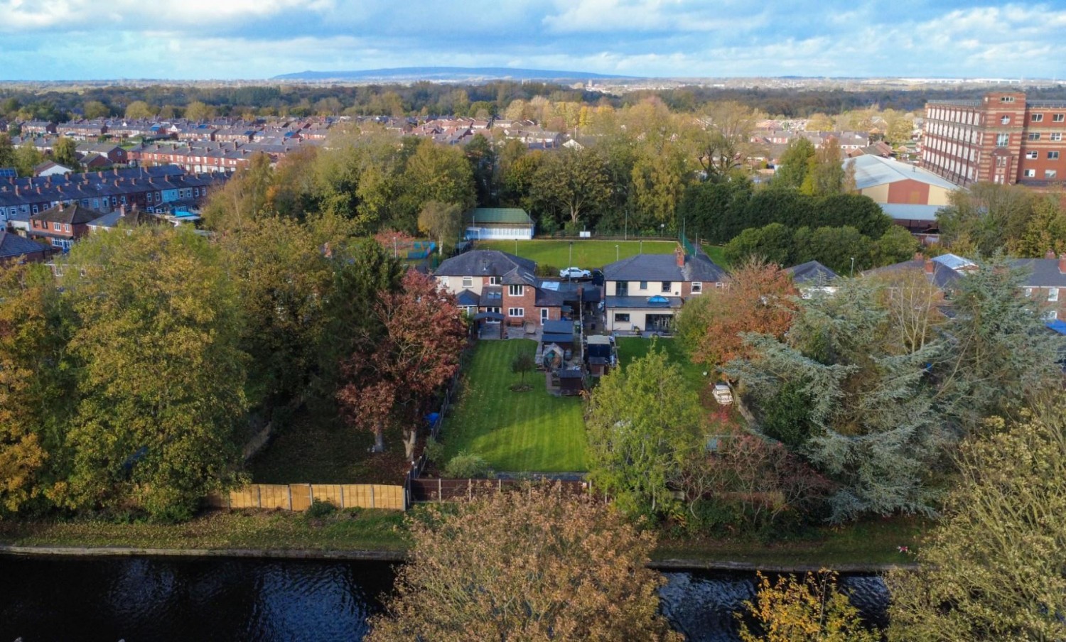 Sandersons Croft, Leigh