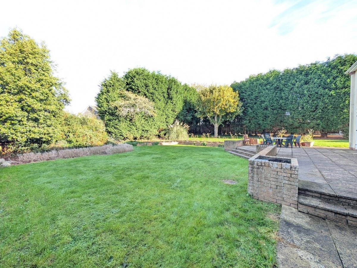 Orchard Rise, Olveston, Bristol