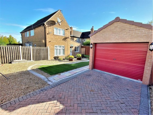 St Andrews Square, Bolton Upon Dearne, Rotherham, S63 8BA