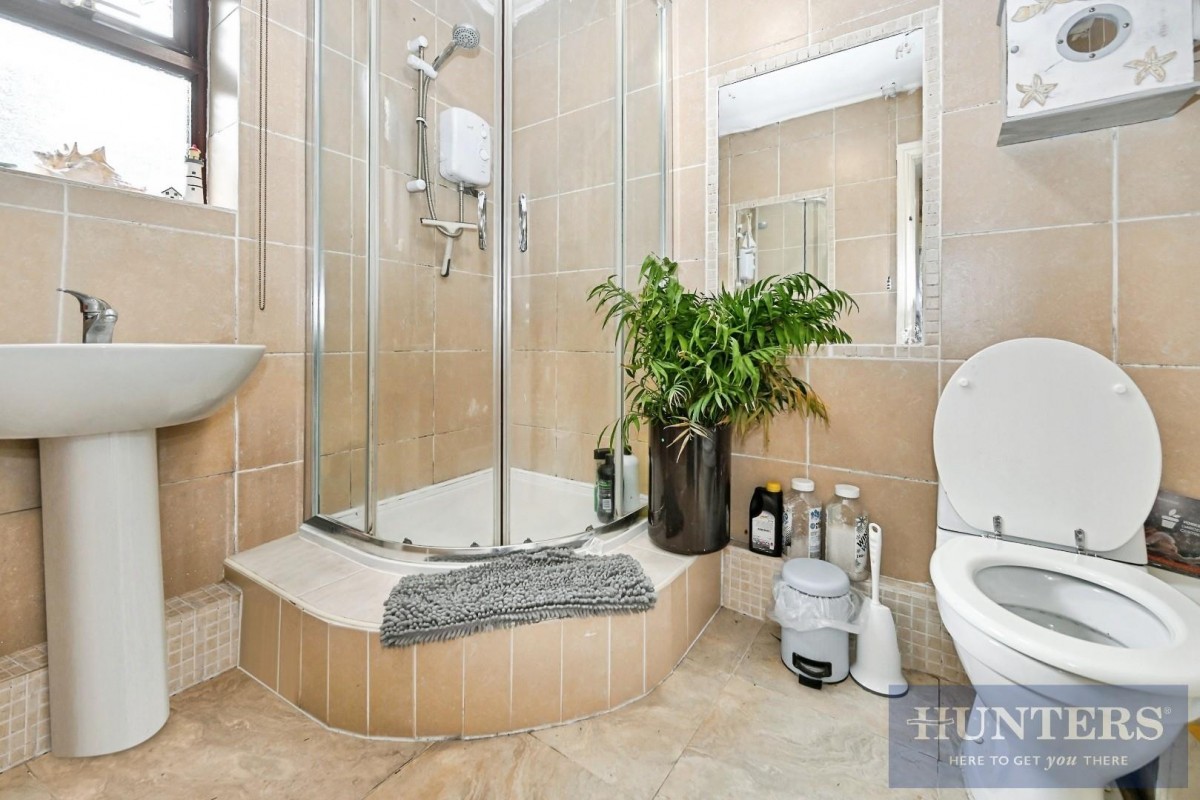 Bradford Road, Idle, Bradford