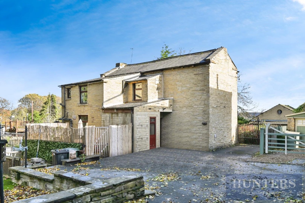 Bradford Road, Idle, Bradford