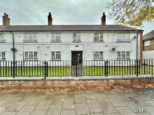 Staines Road, Hounslow