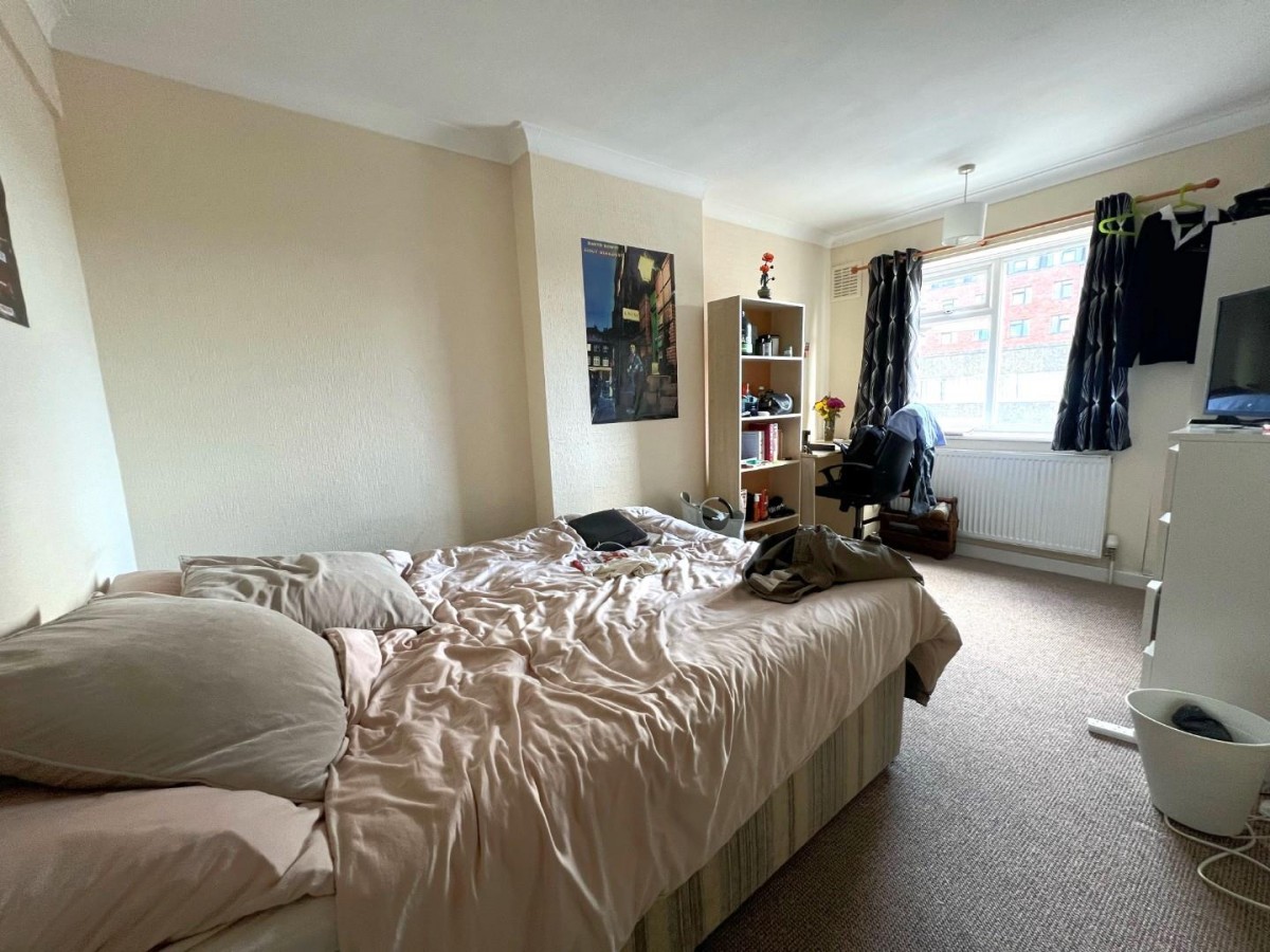 Sidwell street, Exeter, EX4 6PA