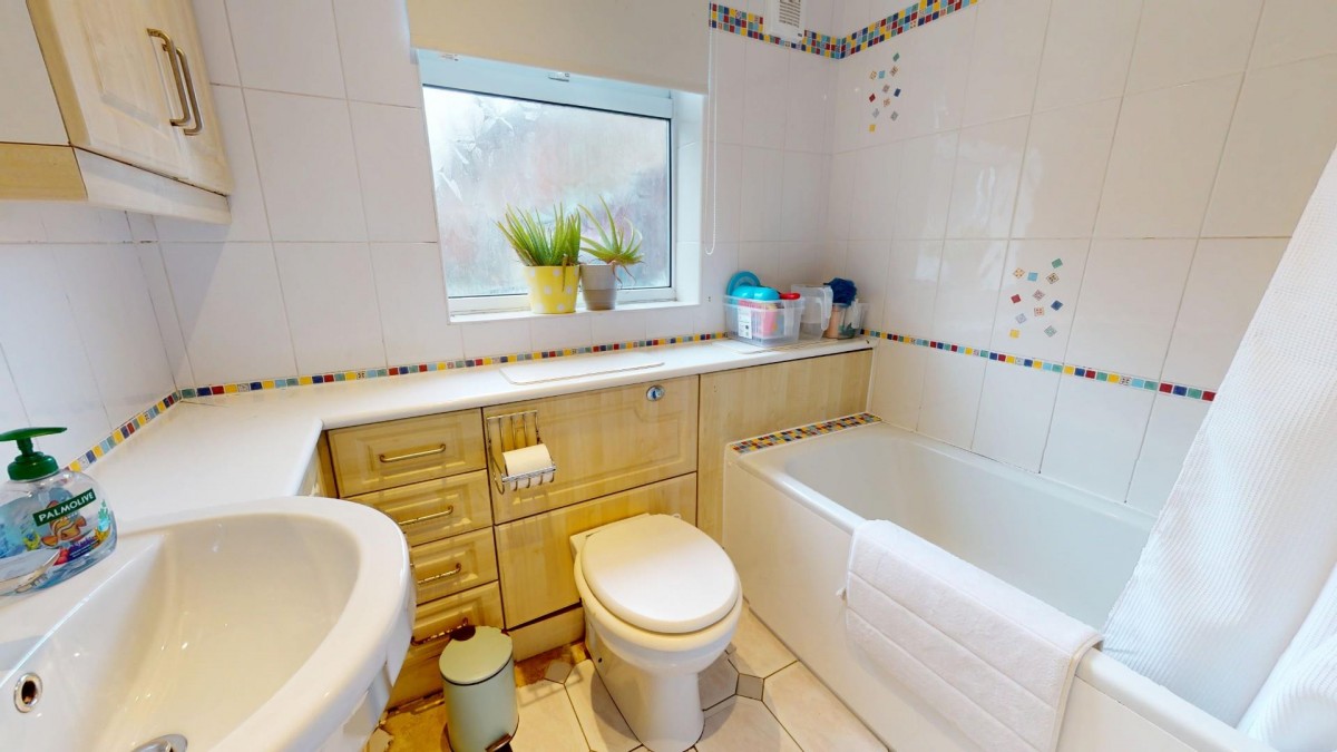 Cecil Avenue, Strood, Rochester, ME2