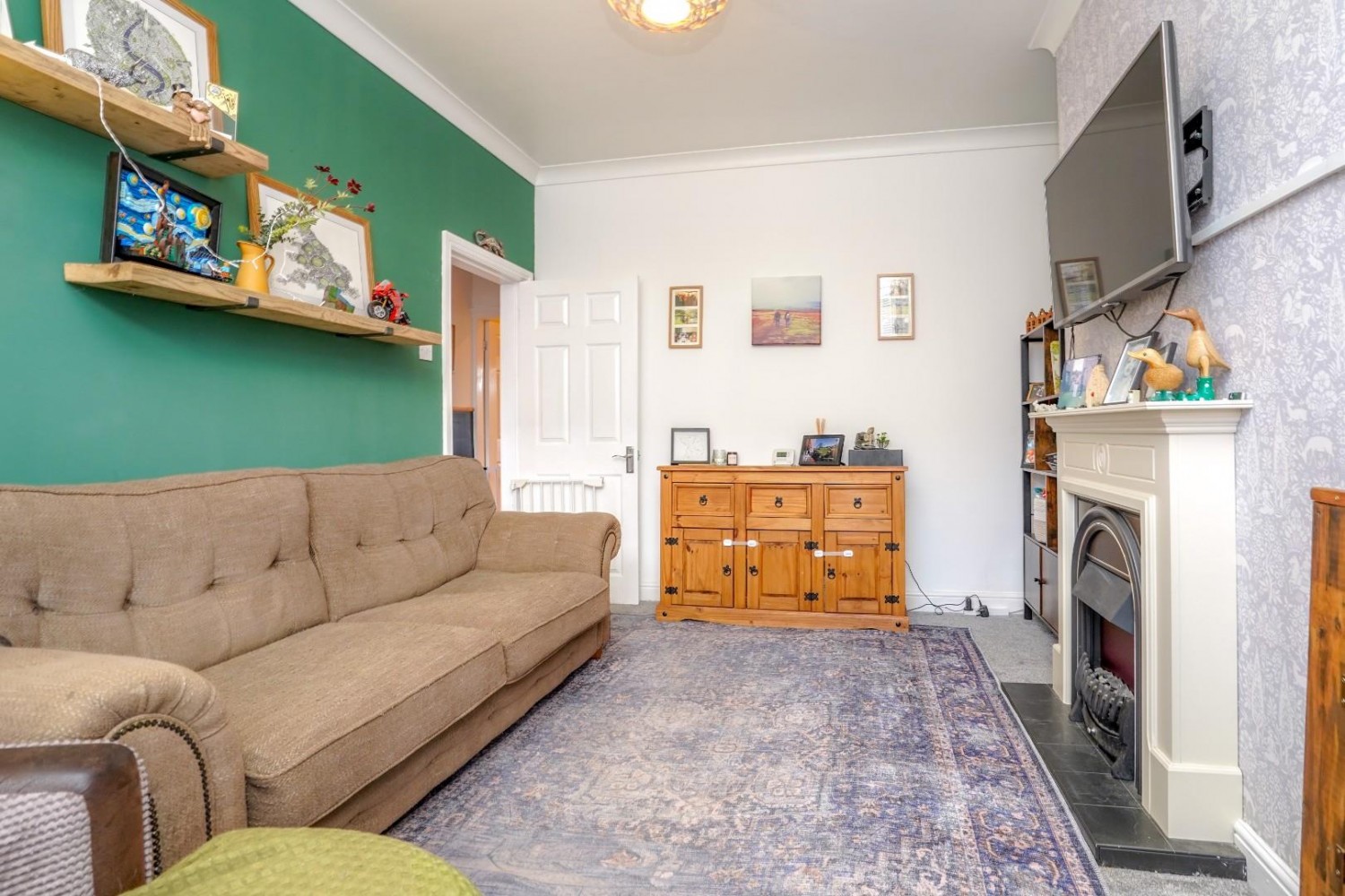 Lower Oxford Street, Castleford