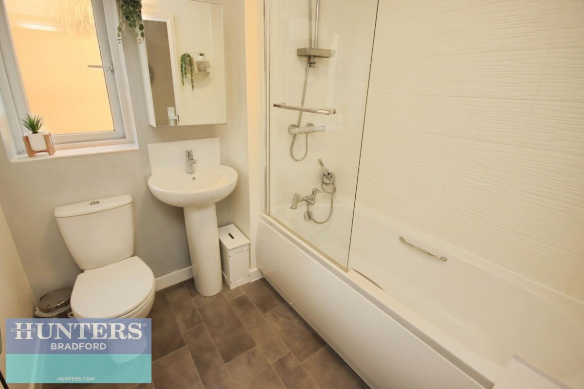 Meadow Bank Allerton, Bradford, BD15 8HL